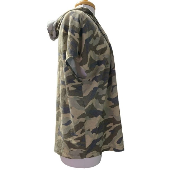 Pending Cable & Gauge Camo Top - Picture 4 of 10